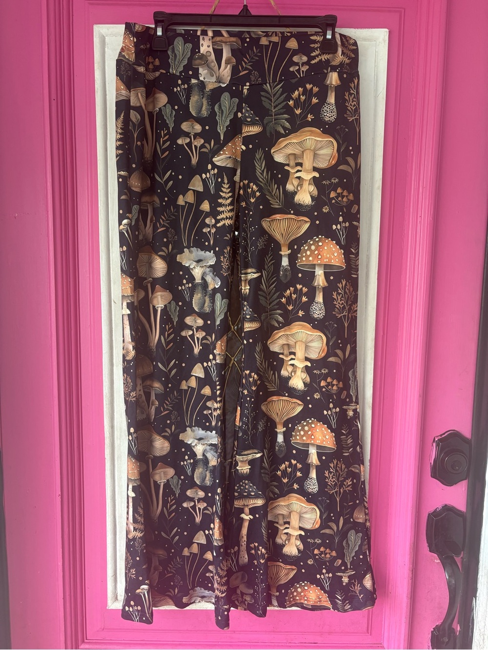 ROMWE Black Flared Pants with Brown Mushroom Print - Picture 8 of 9